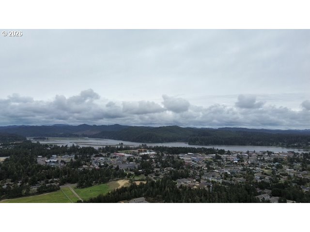 1600 Rhododendron Drive, Unit 155 Florence, OR 97439 - Photo 7 of 33