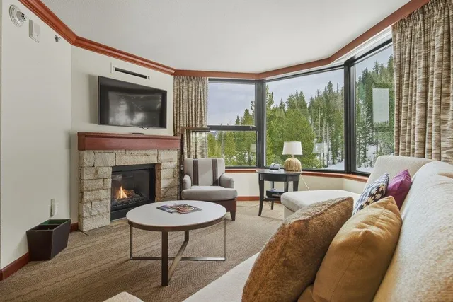 $895,000 | 400 Resort Road, Unit 949 951, Olympic Valley, CA 96146