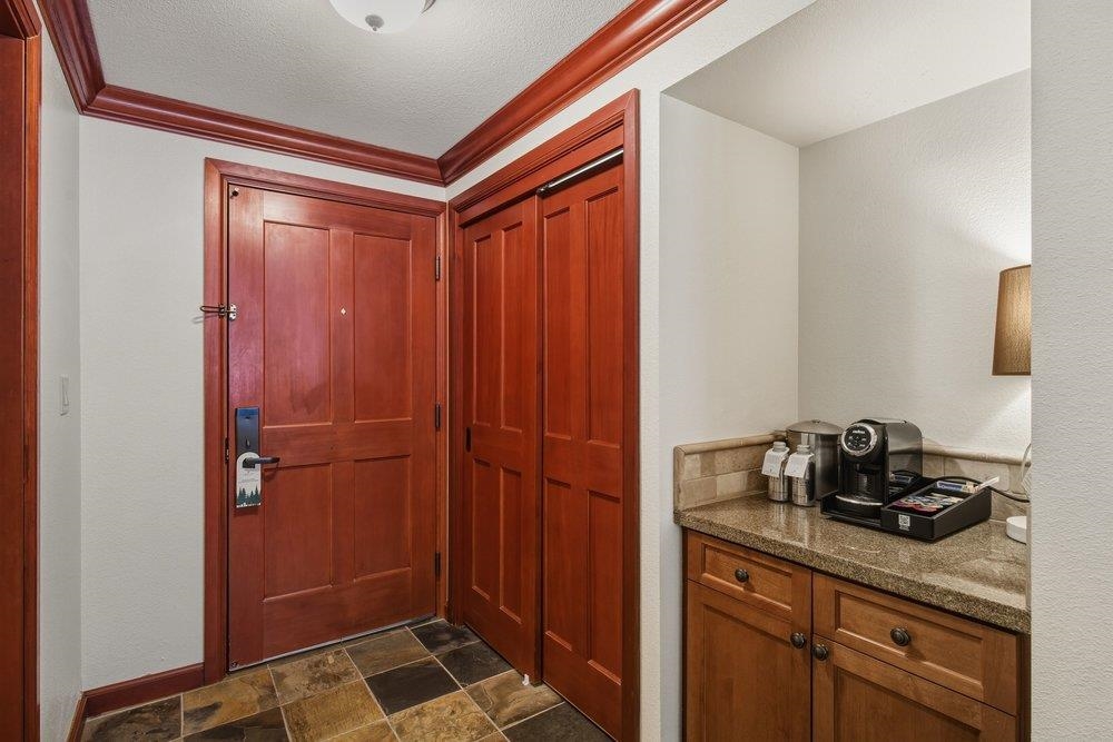 400 Resort Road, Unit 949 951 Olympic Valley, CA 96146 - Photo 23 of 28