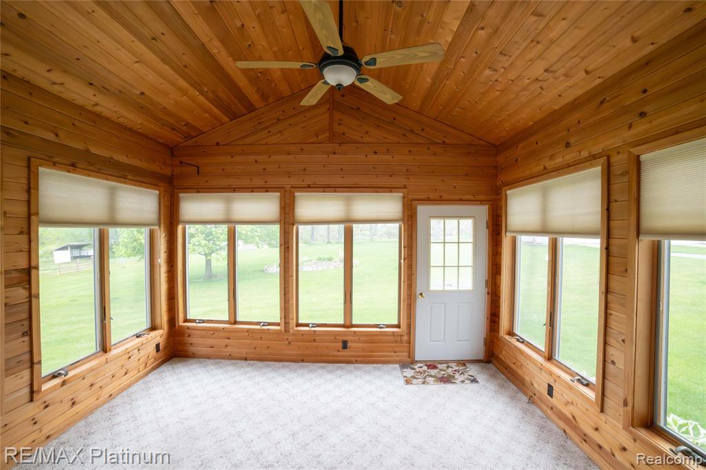 12987 Holtforth Road Fenton, MI 48430 - Photo 9 of 46