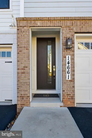 $880,000 | 14661 Battery Ridge Lane, Centreville, VA 20120