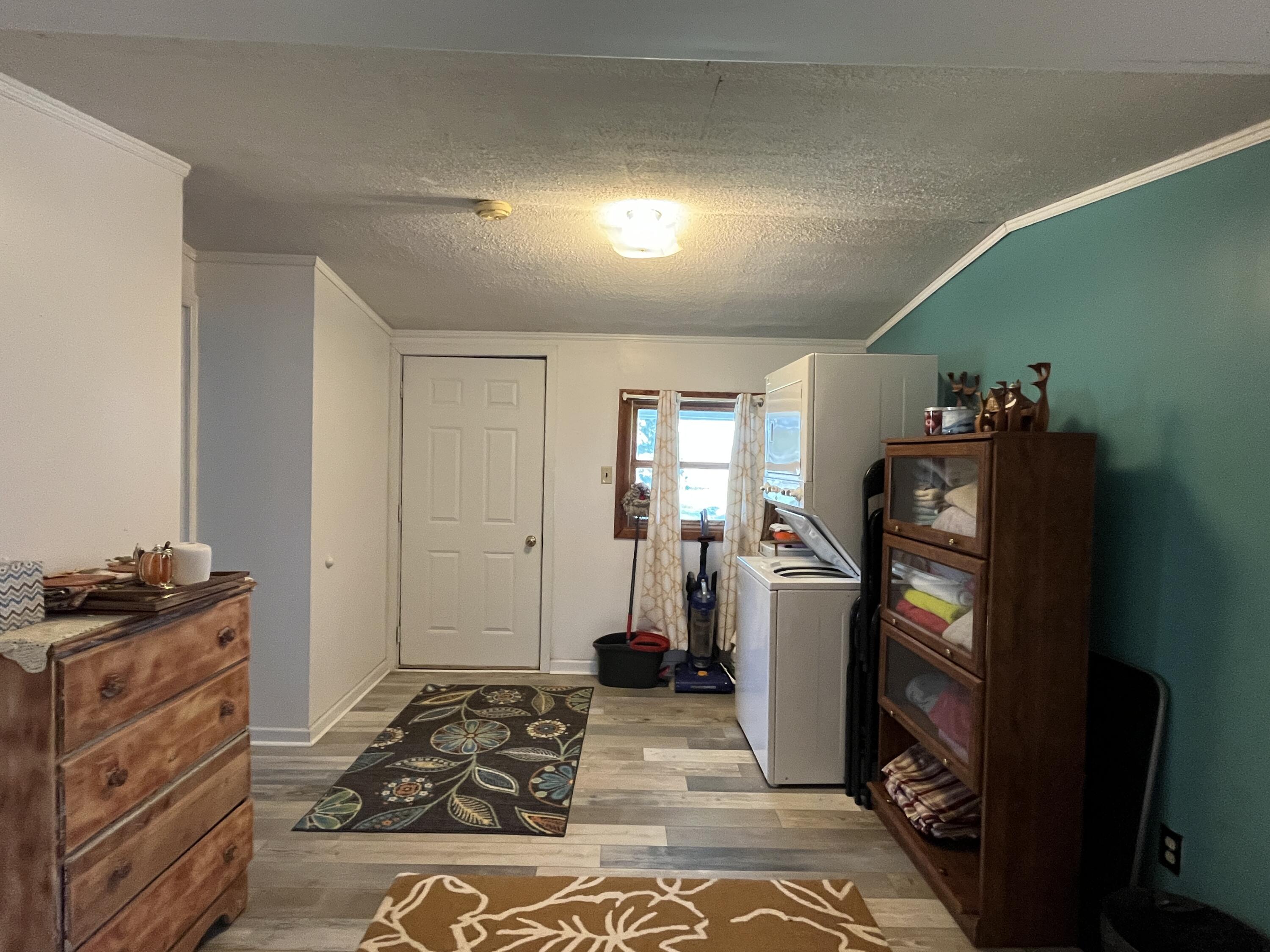 2407 Lake Shore Road Champlain, NY 12921 - Photo 22 of 42 IMG_4544