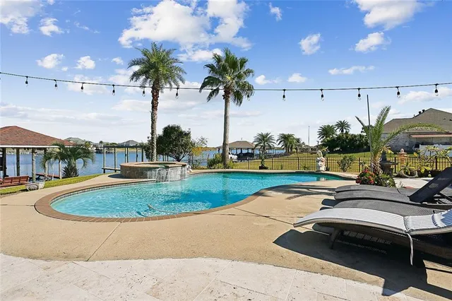 $895,000 | 2311 Sunset Boulevard, Slidell, LA 70461