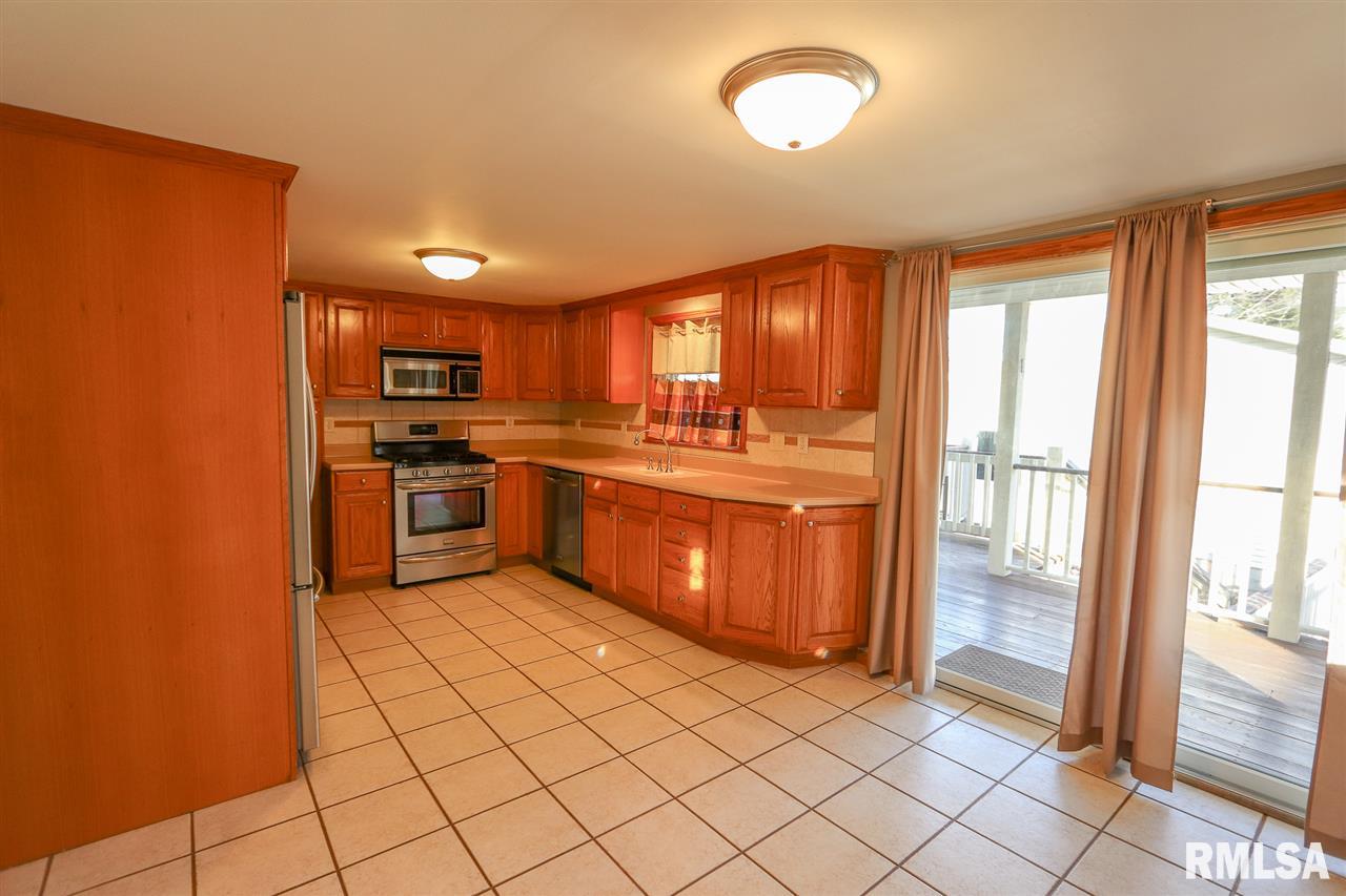 6507 West Conley Road Peoria, IL 61604 - Photo 15 of 36 Gallery Image 15