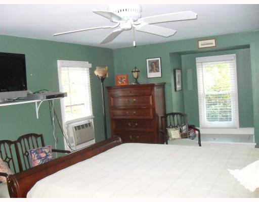 78 Clinton Street Newport, RI 02840 - Photo 6 of 8 Master Bedroom.