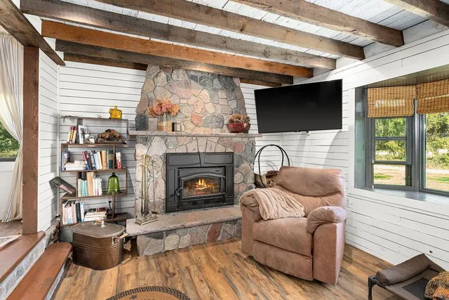 $725,000 | 60445 Summit Road West, Ashland, WI 54806