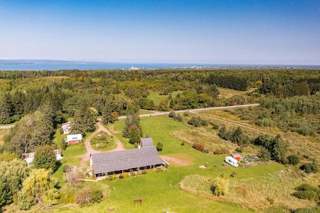 $725,000 | 60445 Summit Road West, Ashland, WI 54806