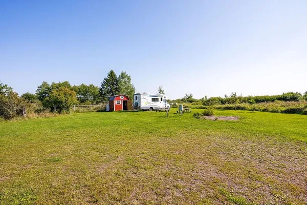 $695,000 | 60445 Summit Road West, Ashland, WI 54806