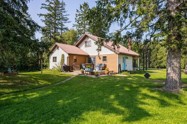 $695,000 | 60445 Summit Road West, Ashland, WI 54806