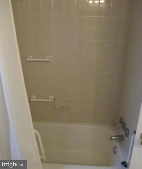 5621 Sheriff Road Capitol Heights, MD 20743 - Photo 8 of 12 Bath