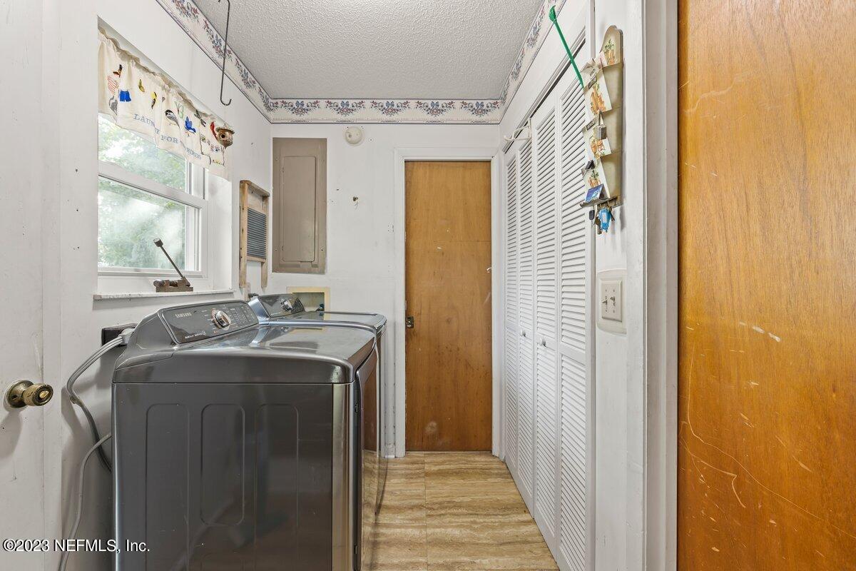 107 Chipco Way Interlachen, FL 32148 - Photo 22 of 50 FY3A5487