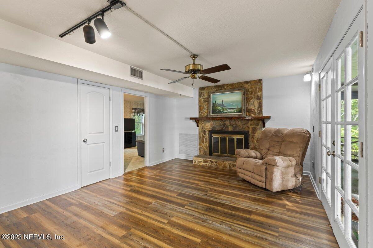 107 Chipco Way Interlachen, FL 32148 - Photo 24 of 50 FY3A5445