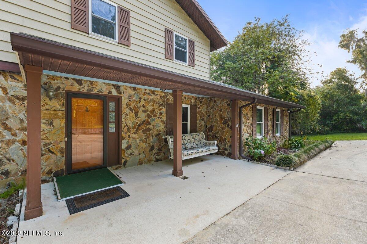 107 Chipco Way Interlachen, FL 32148 - Photo 5 of 50 FY3A5667