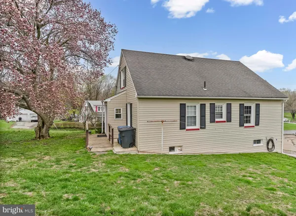 $449,900 | 253 North Guernsey Road, West Grove, PA 19390