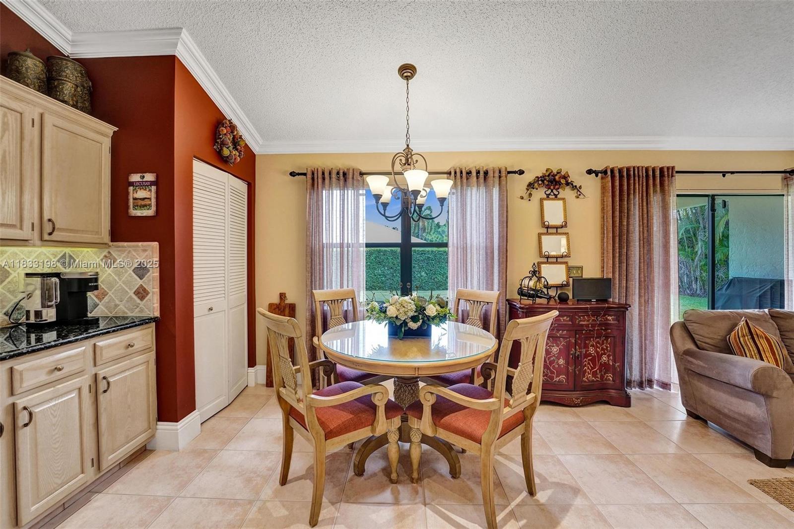 9215 Southern Orchard Road South Davie, FL 33328 - Photo 15 of 39