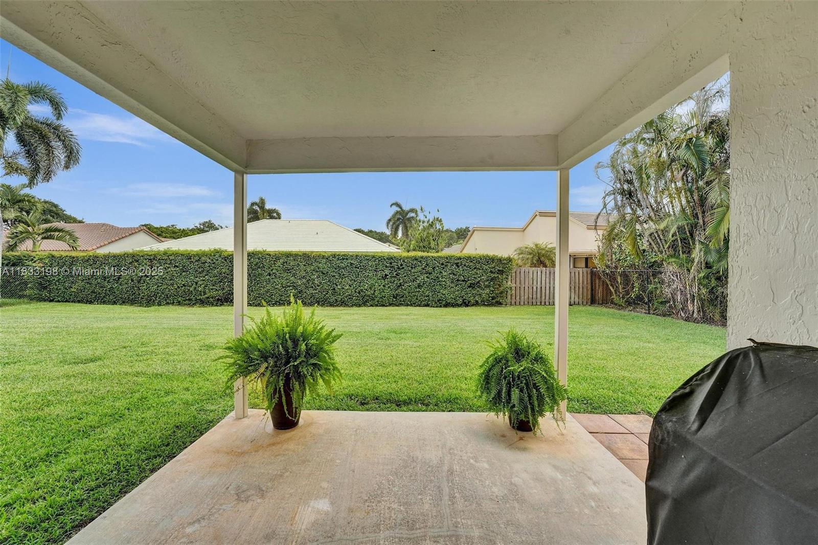 9215 Southern Orchard Road South Davie, FL 33328 - Photo 34 of 39