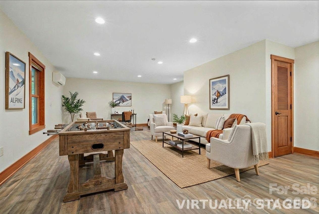 13 Miners Trace Road Burnsville, NC 28714 - Photo 15 of 34 a living room with furniture