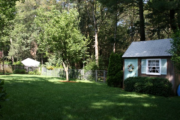 24 Eisenhower Road Framingham, MA 01701 - Photo 5 of 20