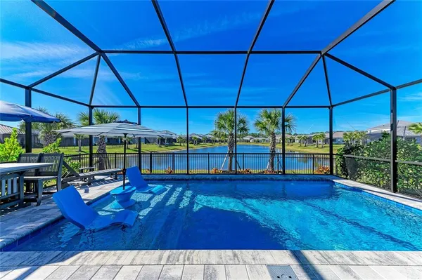 $669,900 | 9920 Crystal Isle Circle, Sarasota, FL 34241