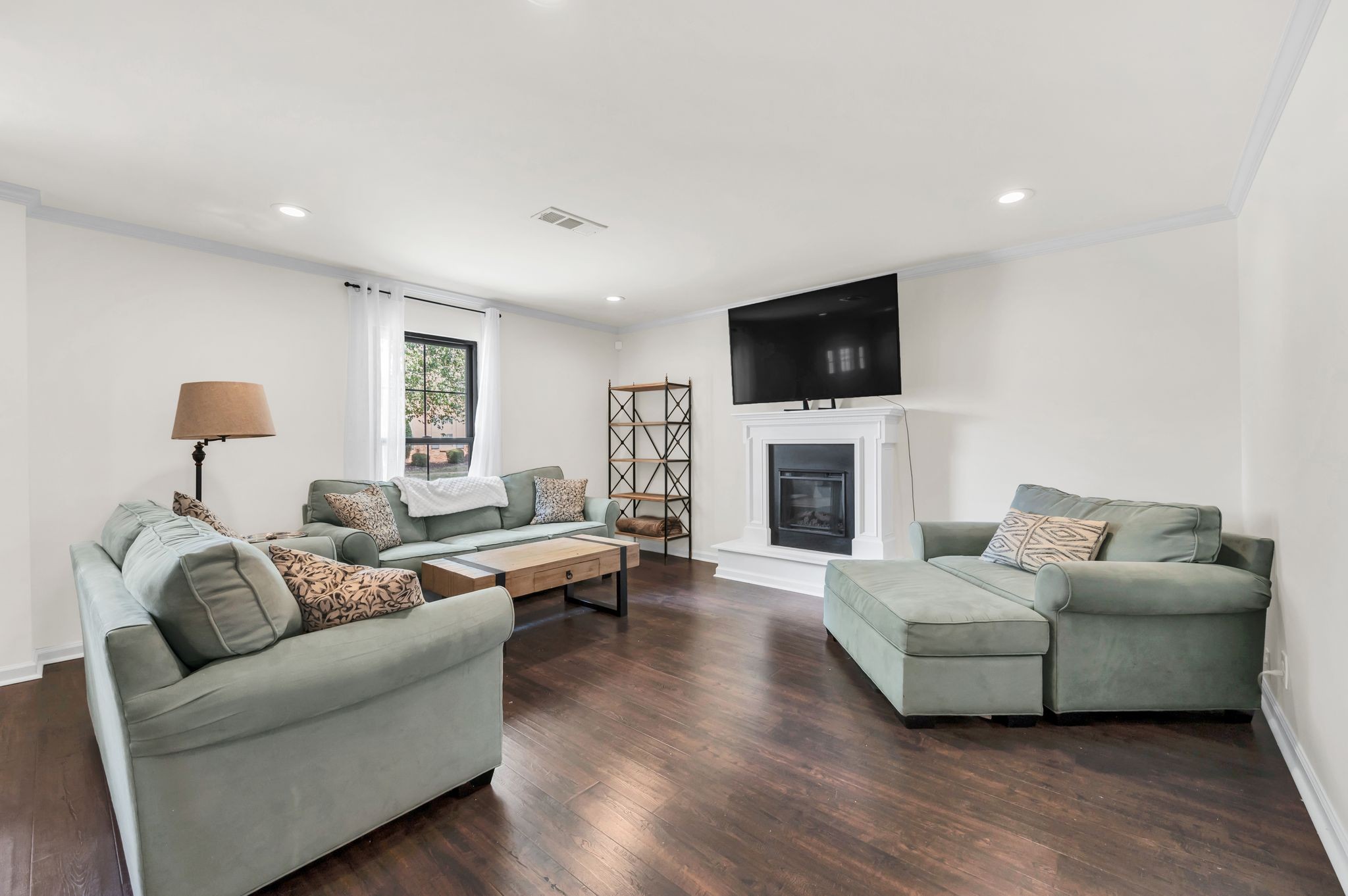 1060 General George Patton Road Nashville, TN 37221 - Photo 8 of 44