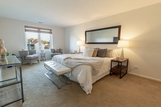 $324,490 | 701 Lake Hinsdale Drive, Unit 306, Willowbrook, IL 60527