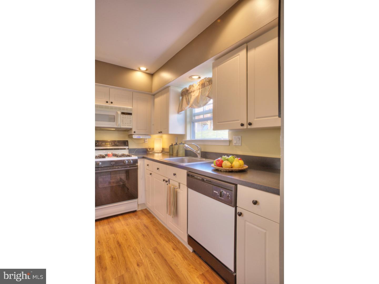 5427 Rinker Circle, Unit 278 Doylestown, PA 18902 - Photo 6 of 22 Kitchen