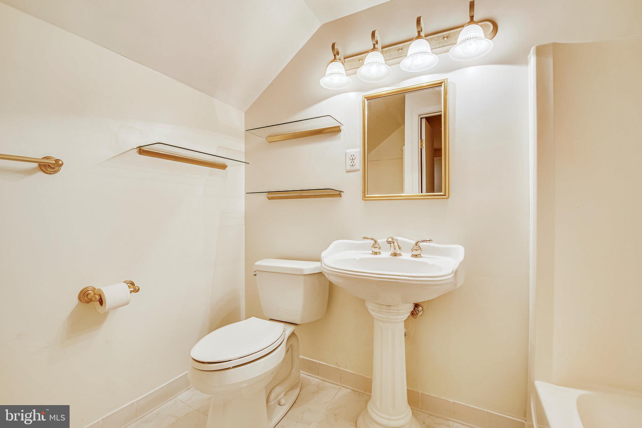 12417 Over Ridge Road Potomac, MD 20854 - Photo 21 of 44 Master Bath with bath tub and shower