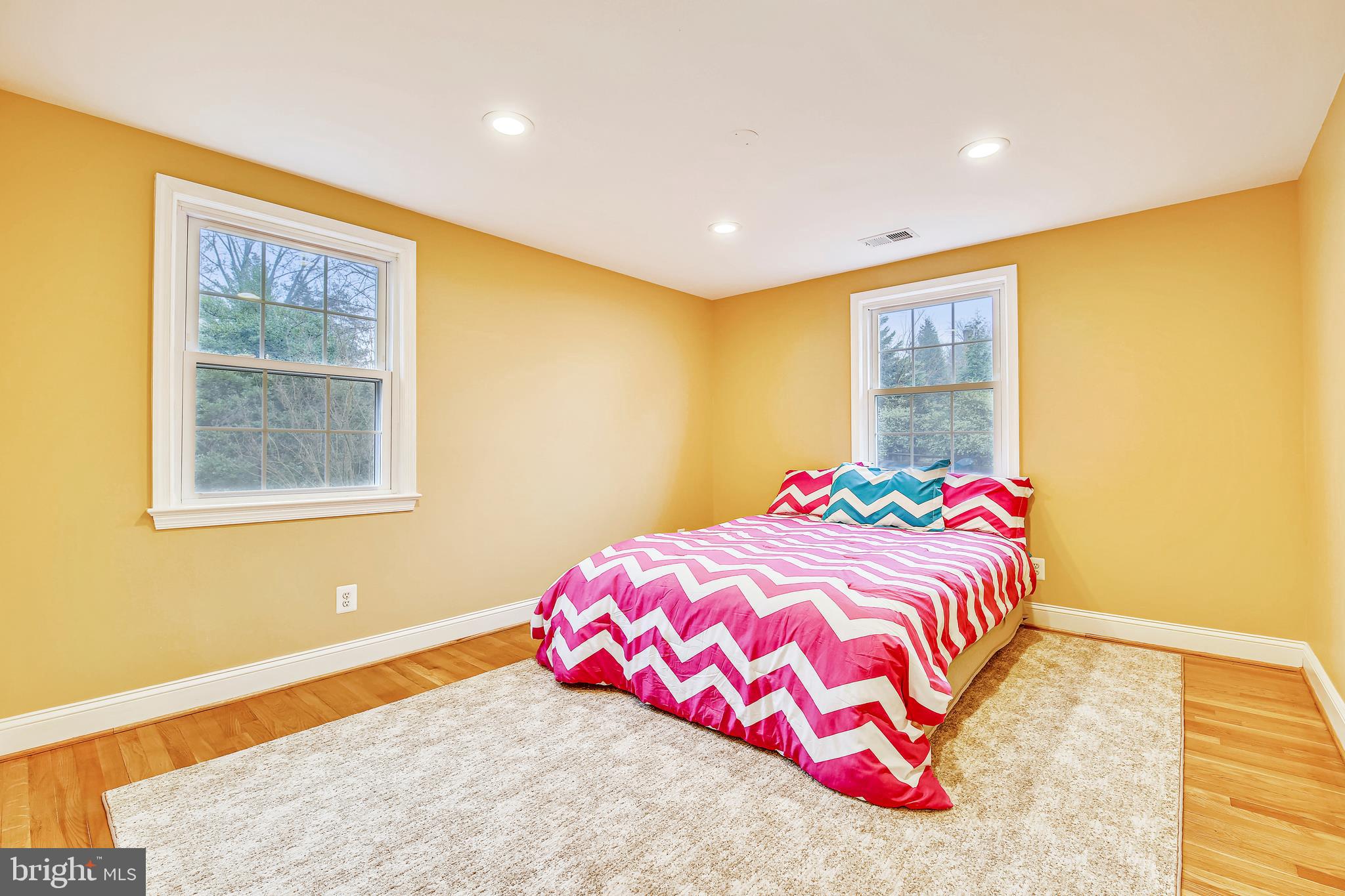 12417 Over Ridge Road Potomac, MD 20854 - Photo 23 of 44 Bedroom 1