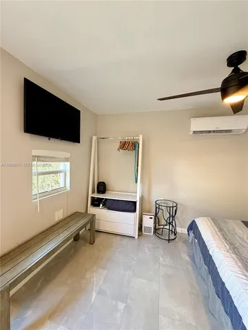 $1,700 | 361 Southwest 20th Road, Unit COTTAGE B, Miami, FL 33129