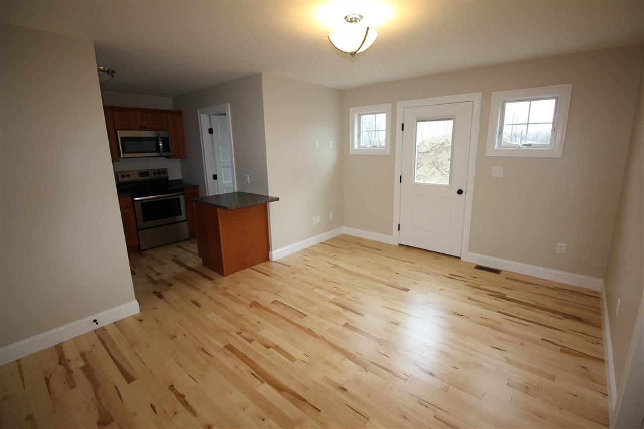 8 Laredo Lane, Unit 4 Rochester, NH 03868 - Photo 14 of 23