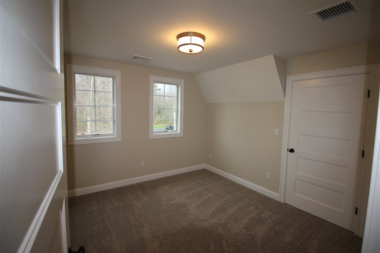 8 Laredo Lane, Unit 4 Rochester, NH 03868 - Photo 21 of 23