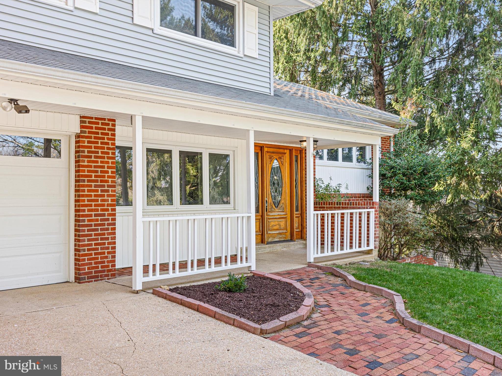 290 Ware Road Newark, DE 19711 - Photo 24 of 27 Covered front porch