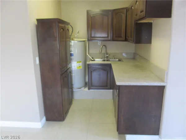 $1,950 | 3812 La Pasada Avenue, Las Vegas, NV 89102