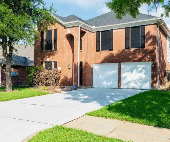 $2,950 | 2005 Village Park Drive, Missouri City, TX 77489