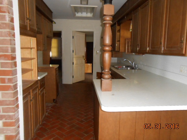 7110 Upton Road Mount Vernon, IN 47620 - Photo 4 of 11 Gallery Image 4