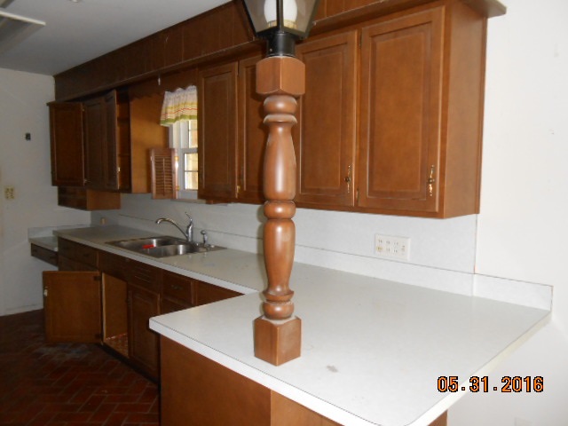 7110 Upton Road Mount Vernon, IN 47620 - Photo 5 of 11 Gallery Image 5