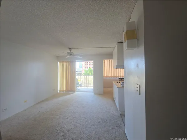 $1,400 | 818 South King Street, Unit 605, Honolulu, HI 96813