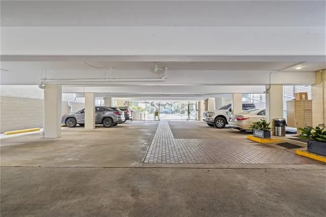 $324,900 | 1430 Jackson Avenue, Unit 205, New Orleans, LA 70130