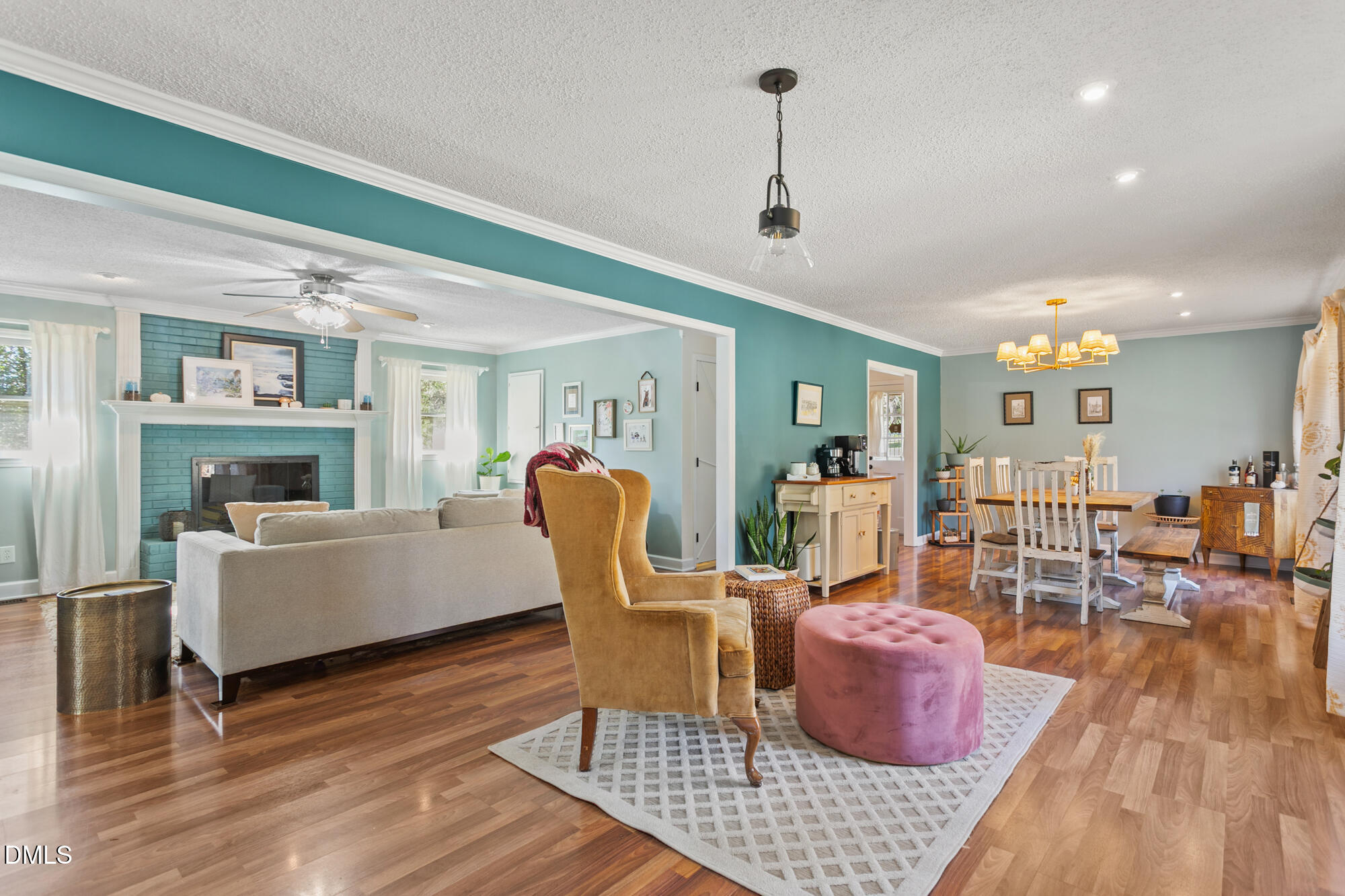 1263 Geneva Albright Road Graham, NC 27253 - Photo 13 of 61 a living room with furniture