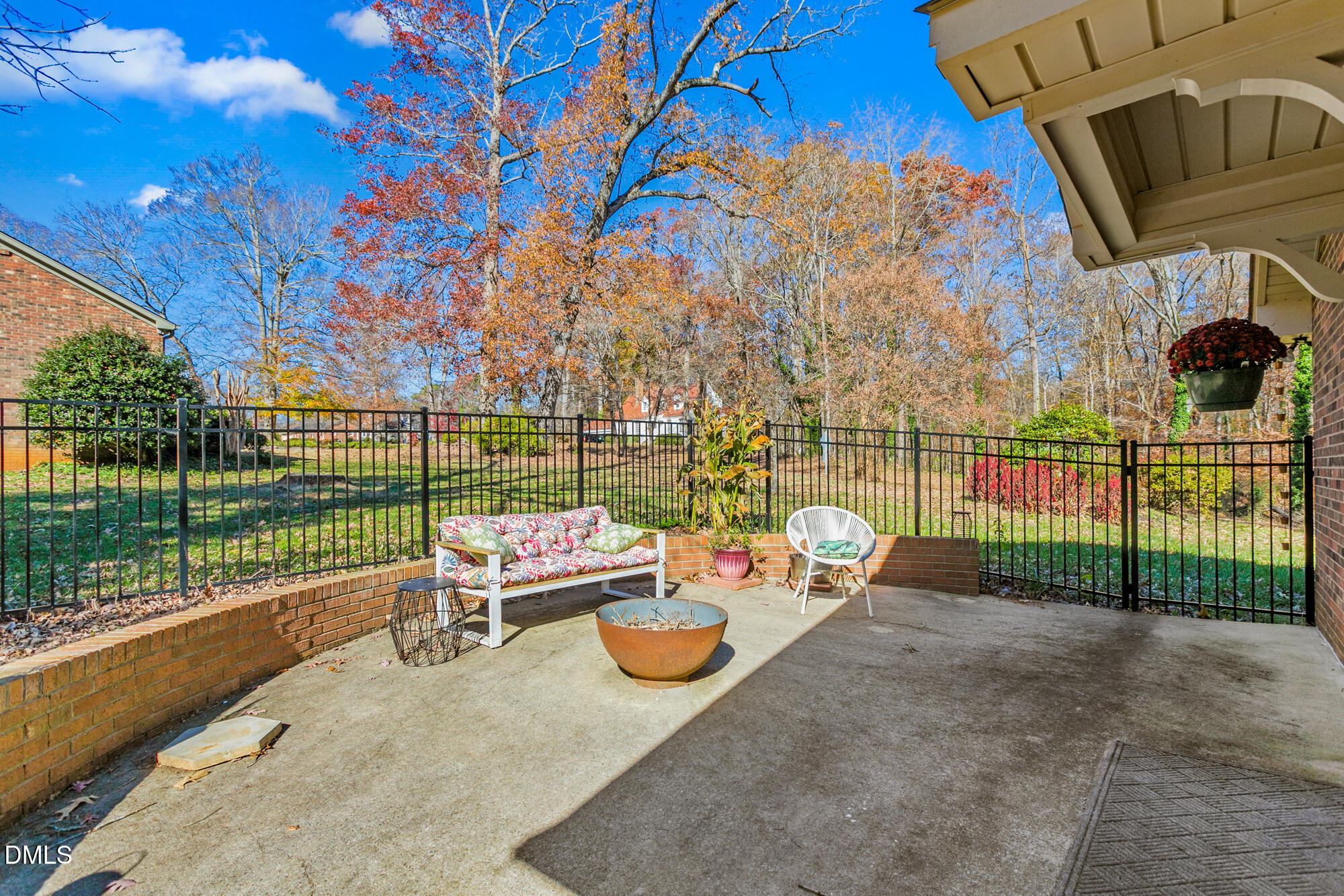 1263 Geneva Albright Road Graham, NC 27253 - Photo 42 of 61 a view of a backyard with sitting area