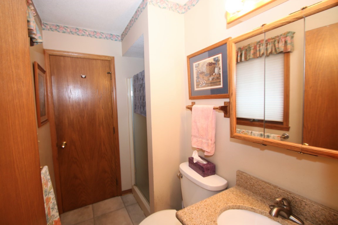 1869 Highridge Road Rockford, IL 61108 - Photo 16 of 40 Gallery Image 16