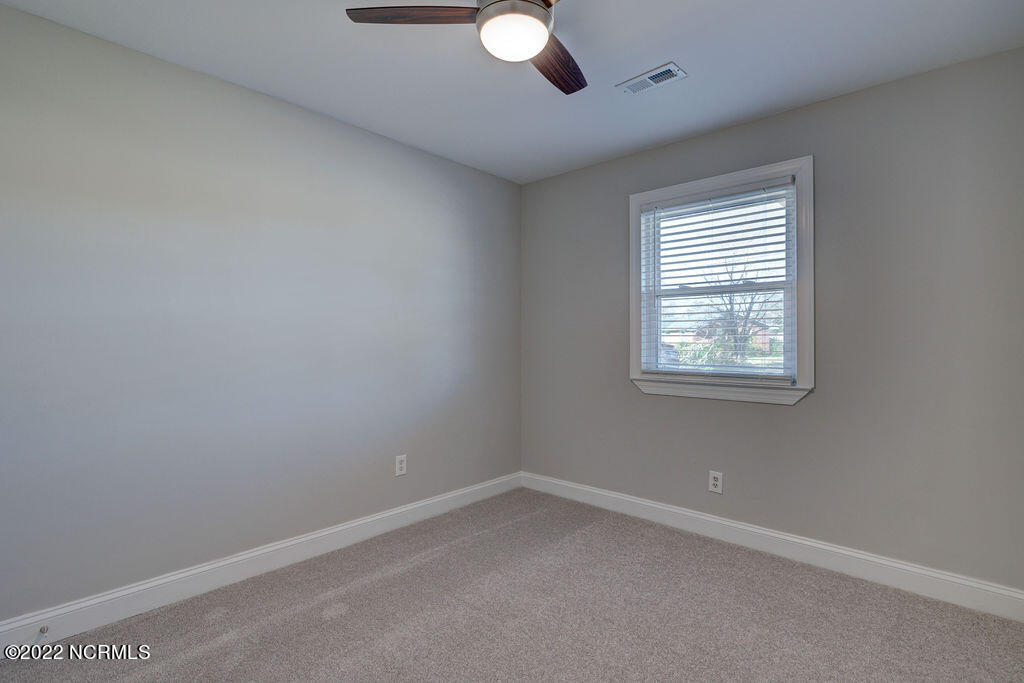 109 Apple Road Castle Hayne, NC 28429 - Photo 22 of 30 109AppleEdit-27