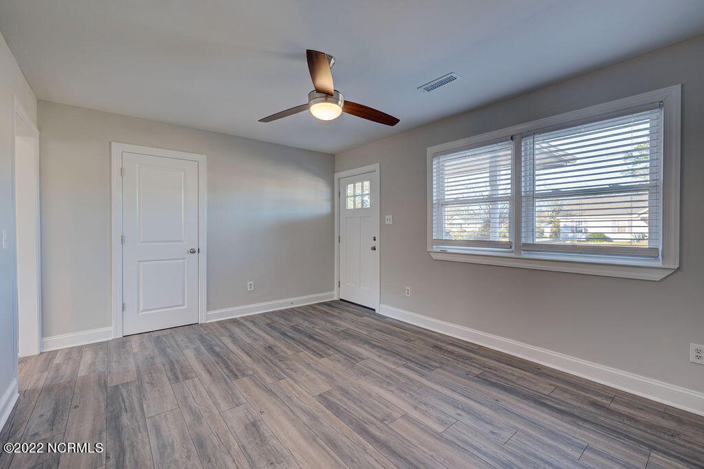 109 Apple Road Castle Hayne, NC 28429 - Photo 8 of 30 109AppleEdit-12