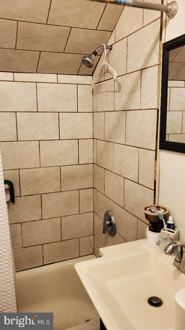 7905 Green Street Clinton, MD 20735 - Photo 16 of 32