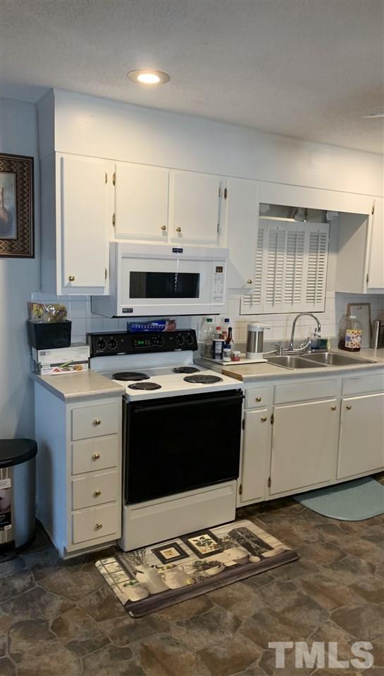 1507 Riddle Road Durham, NC 27713 - Photo 5 of 23