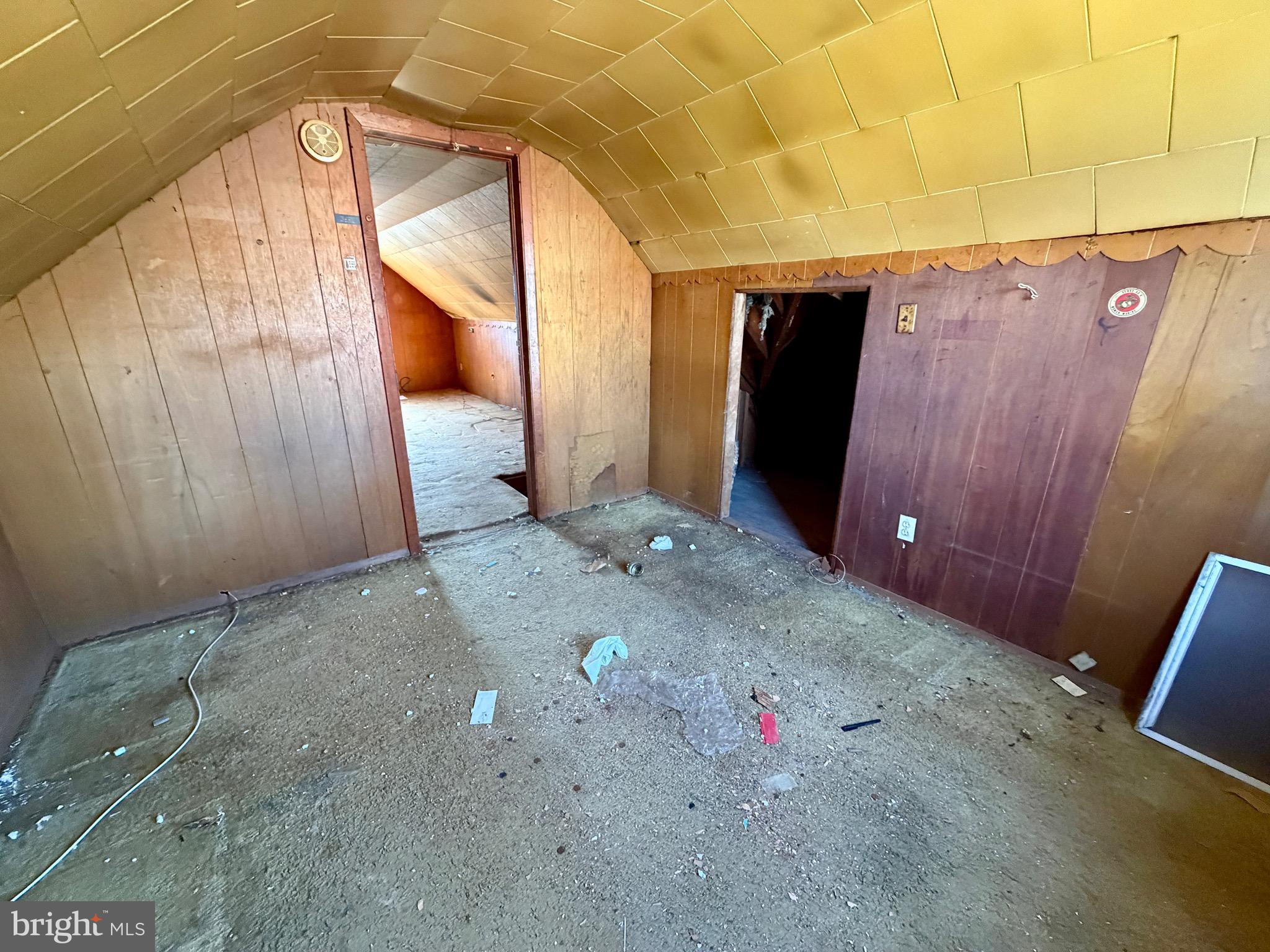 6521 Ridge Road Baltimore, MD 21237 - Photo 18 of 36 Bedroom