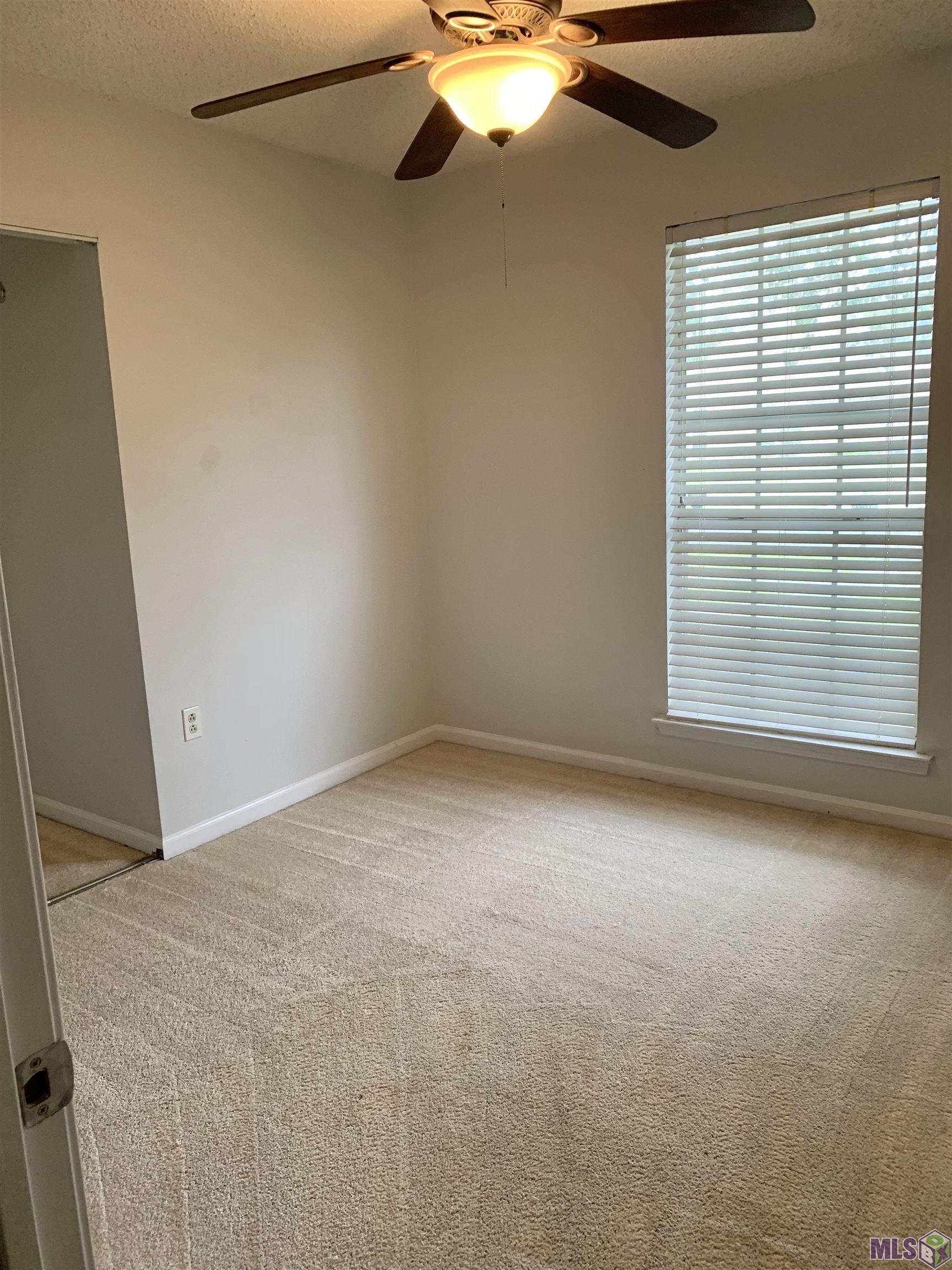 13676 Greenview Avenue Baton Rouge, LA 70816 - Photo 2 of 11