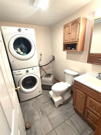 $639,000 | 1278 Weare Road, Henniker, NH 03242