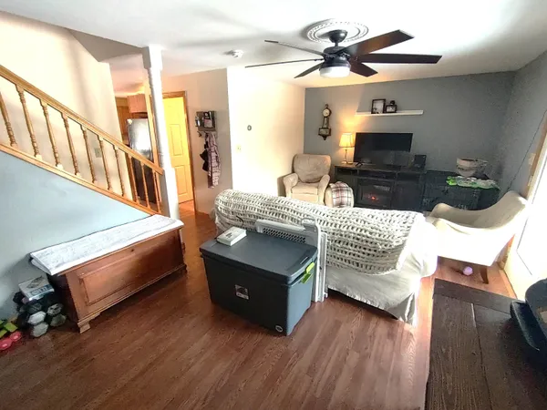 $639,000 | 1278 Weare Road, Henniker, NH 03242