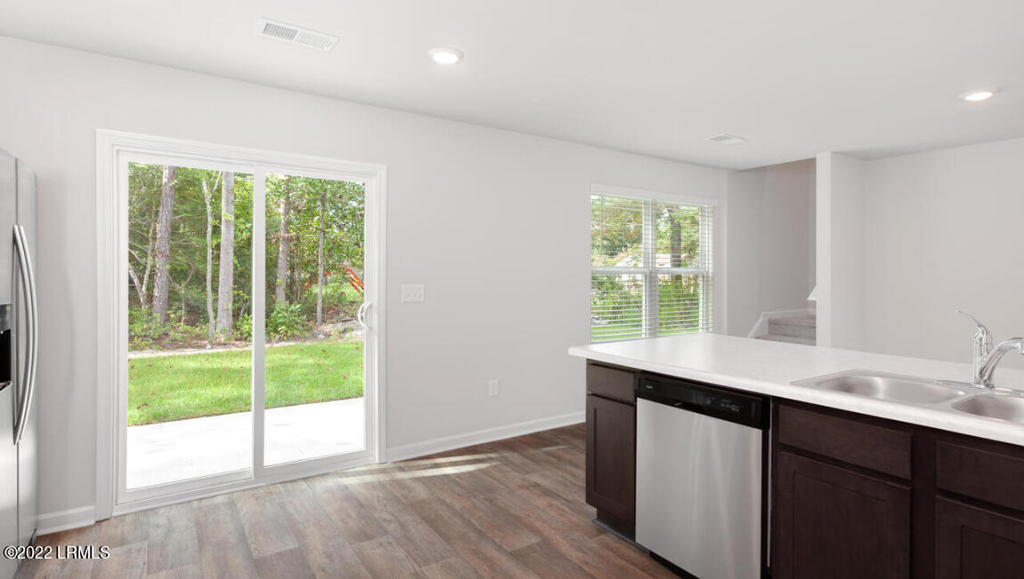 1729 Sanctum Street Ridgeland, SC 29936 - Photo 11 of 22 9319 Vineyard Grove Leland NC 28451 USA-